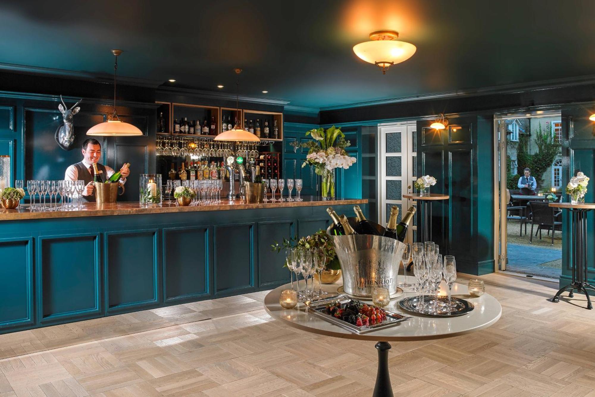Mount Juliet Estate, Autograph Collection Hotell Thomastown  Eksteriør bilde The bar at the 100 Queen's Gate